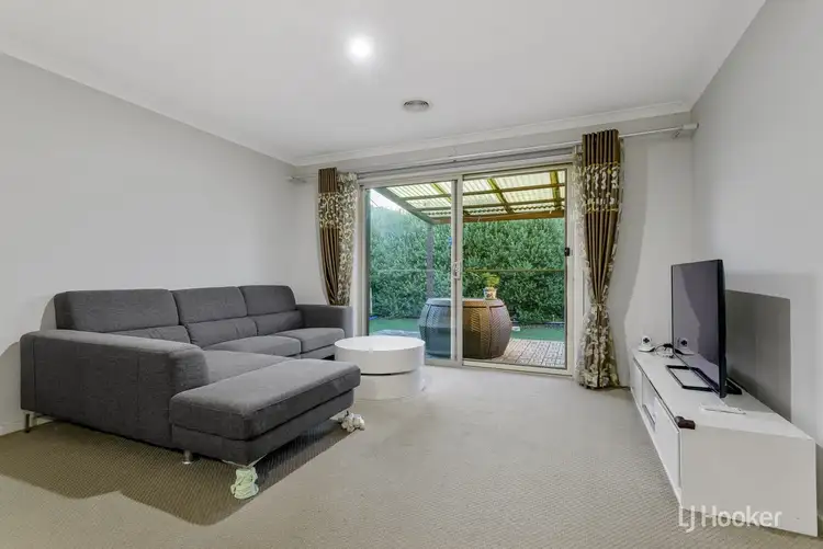 Fifth view of Homely house listing, 6 Yvonne Way, Tarneit VIC 3029