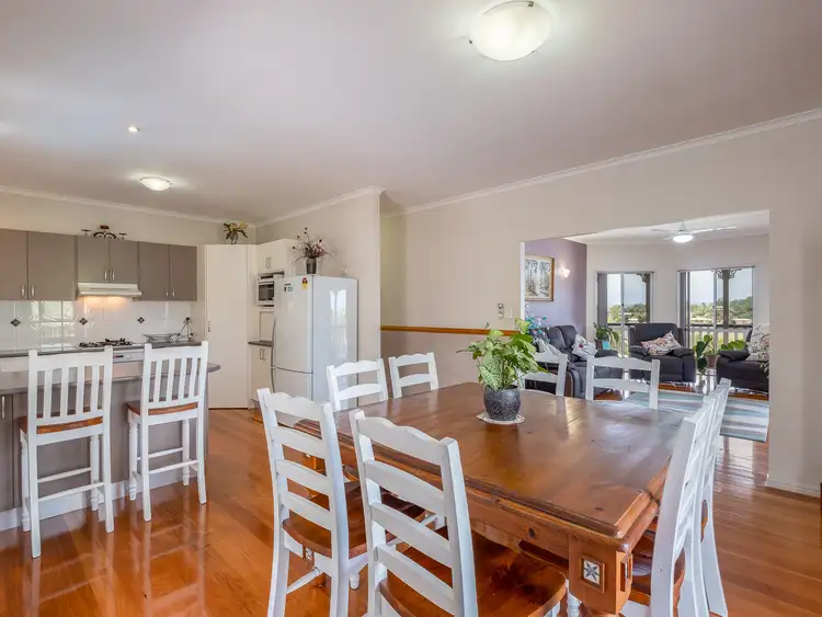 Sixth view of Homely house listing, 3 Oxley Court, Southside QLD 4570