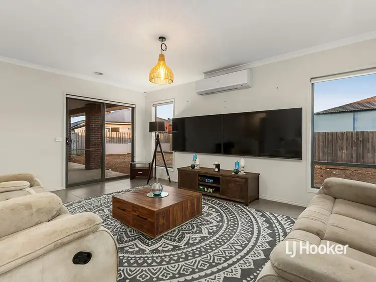 Fifth view of Homely house listing, 5 Meredith Place, Eynesbury VIC 3338