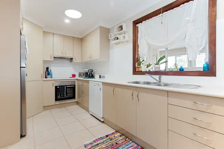 Fifth view of Homely house listing, 18 Carlisle Row, Fishing Point NSW 2283