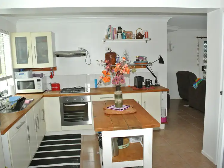 Sixth view of Homely house listing, 27 Oomool Street, Macleay Island QLD 4184