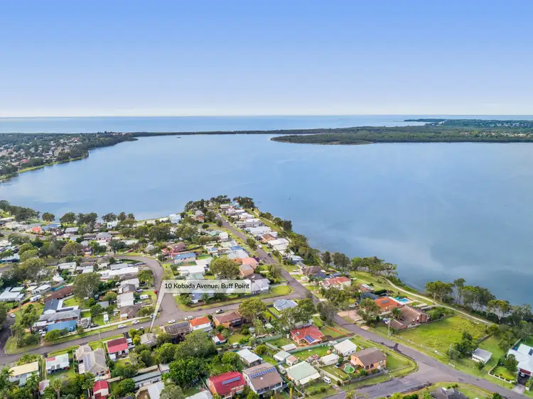 10 Kobada Avenue, Buff Point NSW 2262