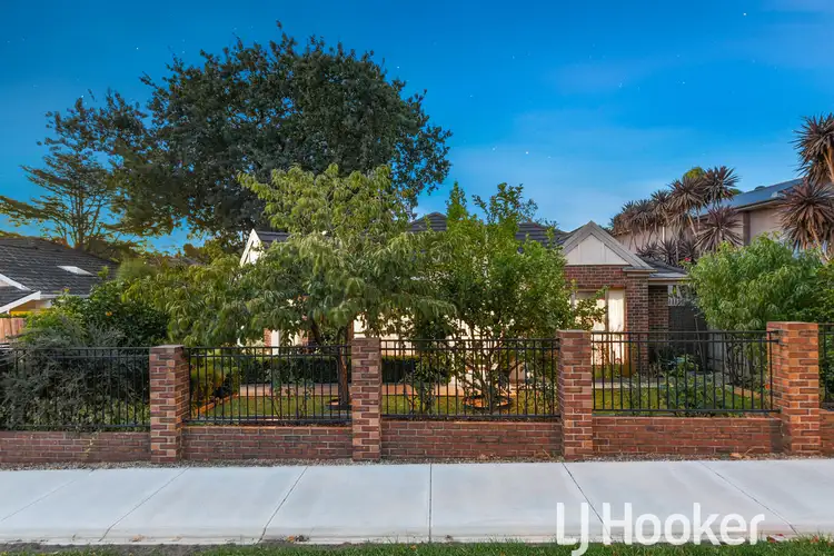 1/49 Lyall Road, Berwick VIC 3806