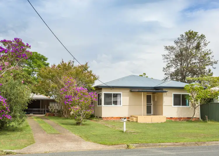 10 Cowper Street, Taree NSW 2430