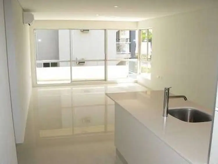 Fourth view of Homely unit listing, 4/128 Marine Parade, Southport QLD 4215
