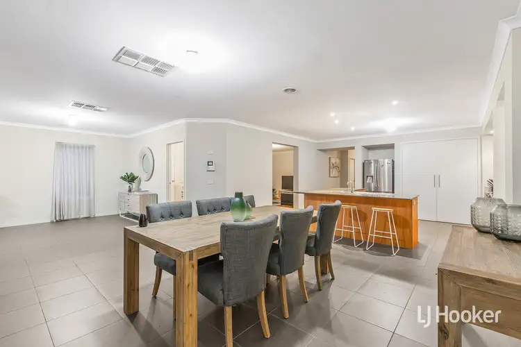 Fifth view of Homely house listing, 32 Holly Drive, Point Cook VIC 3030