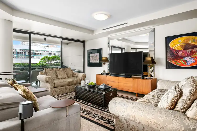 Third view of Homely apartment listing, 9/10 Lincoln Crescent, Woolloomooloo NSW 2011