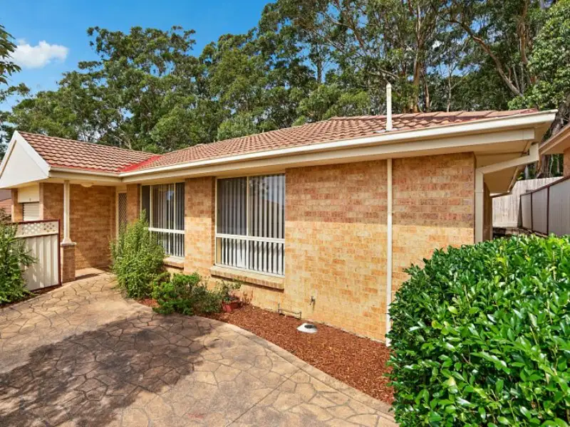 Main view of Homely villa listing, 17/2 Hillview Crescent, Tuggerah NSW 2259