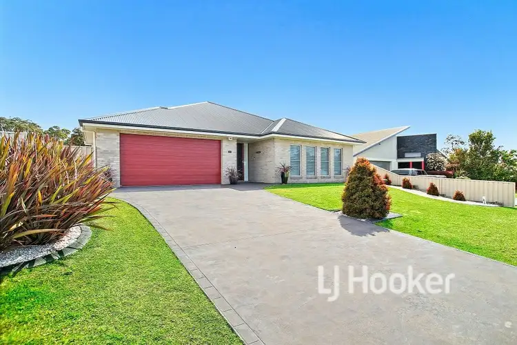 10 Capeland Avenue, Sanctuary Point NSW 2540