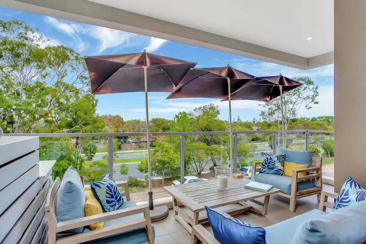 Main view of Homely unit listing, 27/10 Ben Lexcen Place, Robina QLD 4226