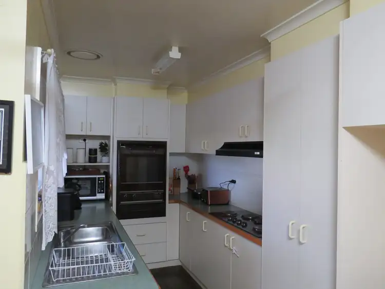 Second view of Homely house listing, 8 Moon Court, East Bairnsdale VIC 3875