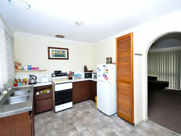 Fourth view of Homely unit listing, 2/16-18 Landale Avenue, Croydon VIC 3136
