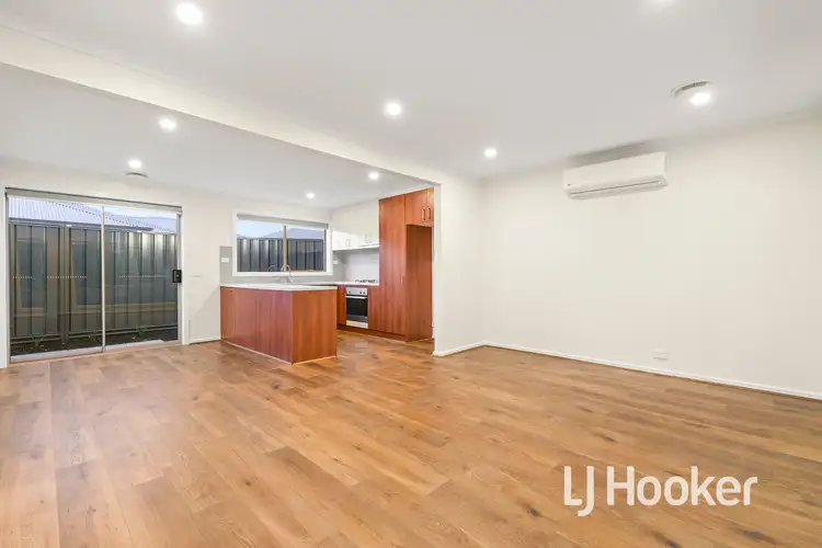 Fourth view of Homely unit listing, 4/152 Duncan Drive, Pakenham VIC 3810