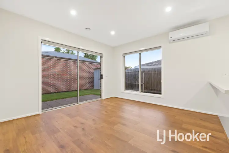 Fourth view of Homely unit listing, 1/152 Duncan Drive, Pakenham VIC 3810