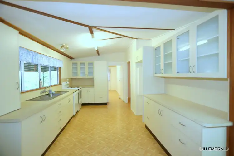 Seventh view of Homely house listing, 15 Brief Street, Emerald QLD 4720