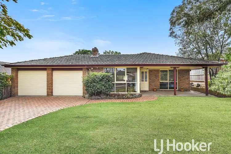 5 Andrew Court, Pakenham VIC 3810
