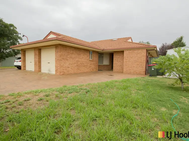2&4 Carrington Square, Dubbo NSW 2830