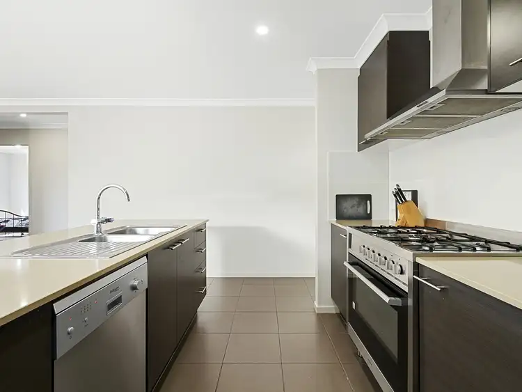 Fifth view of Homely house listing, 10 Columbia Crescent, Traralgon VIC 3844