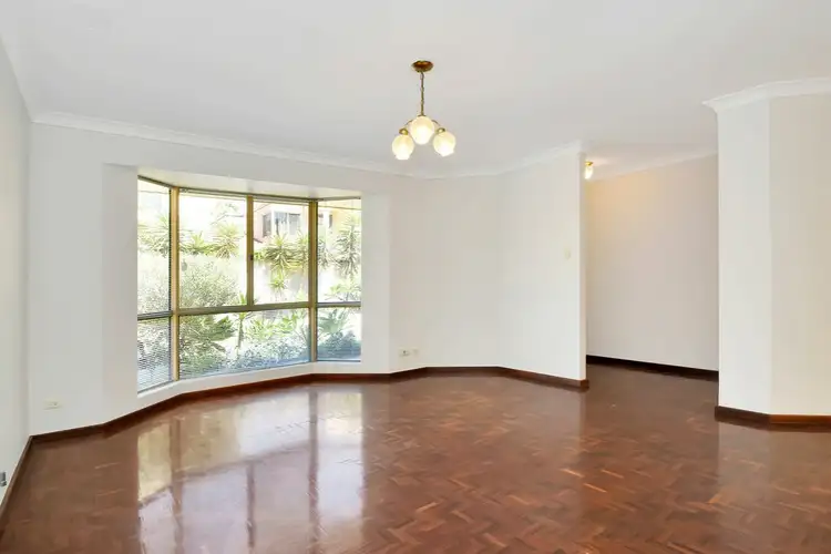 2/47 Calais, Scarborough WA 6019
