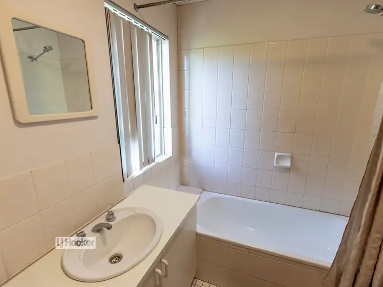 Fifth view of Homely townhouse listing, 2/3 Flint Court, The Gap NT 870