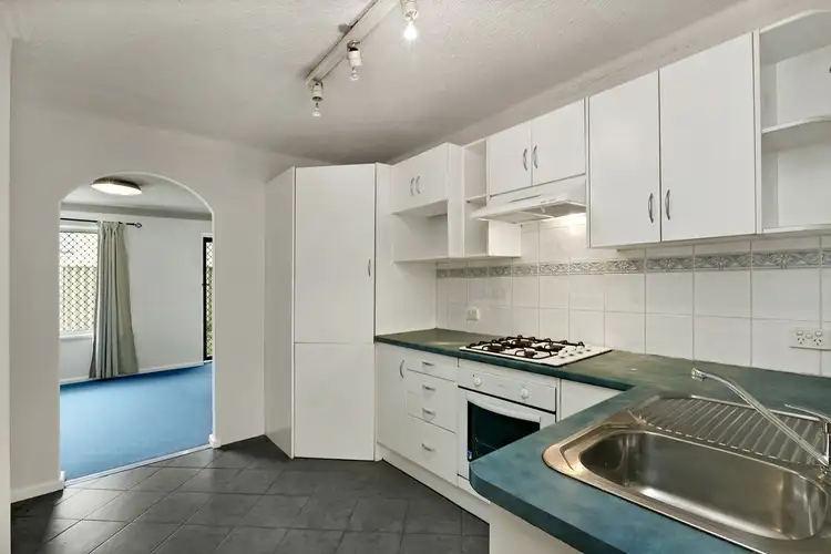 Main view of Homely unit listing, 2/3 Noblet Street, Findon SA 5023