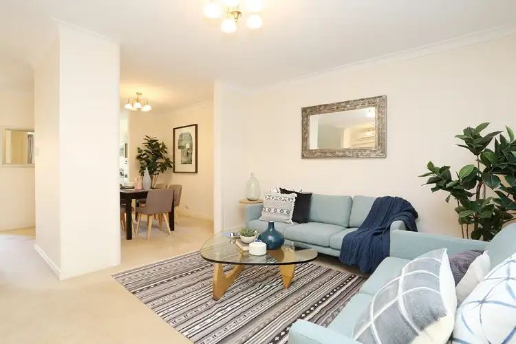 3/8 Centennial Gardens, Hillarys WA 6025