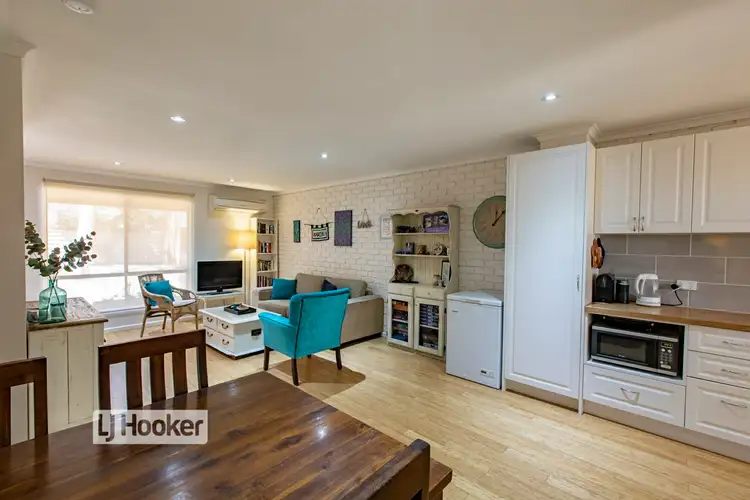 Fifth view of Homely unit listing, 3/7 Cycad Place, Sadadeen NT 870