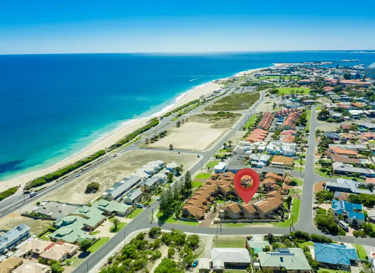 2/18 Acacia Street, Bunbury WA 6230