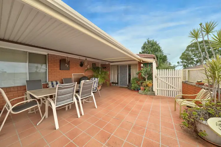 5 Pine Avenue, Bradbury NSW 2560