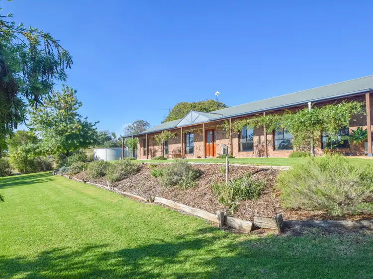 4180 Olympic Highway South, Young NSW 2594