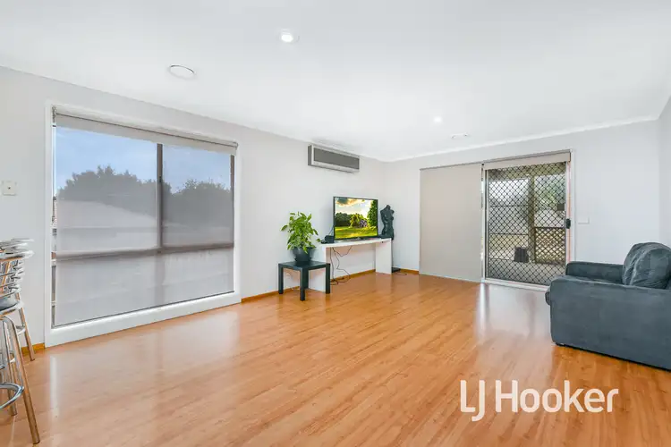 31 James Wyman Place, Hampton Park VIC 3976