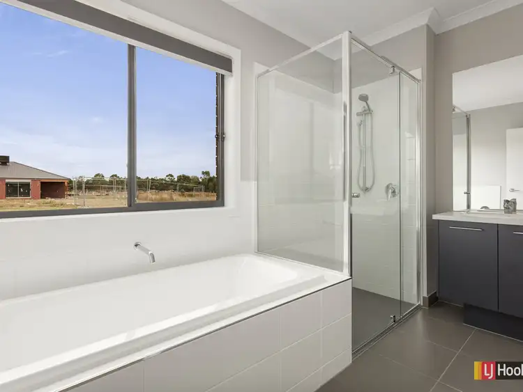 Sixth view of Homely house listing, 7 Billy Court, Colac VIC 3250