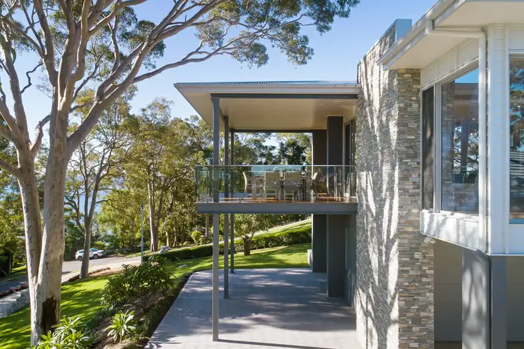 21 Pannamena Crescent, Eleebana NSW 2282
