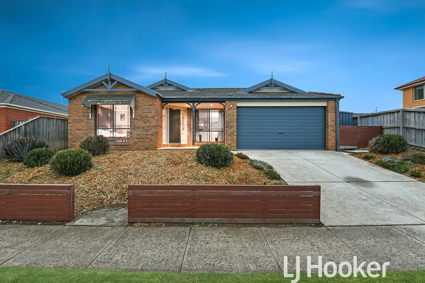Main view of Homely house listing, 4 Tulip Grove, Cranbourne VIC 3977