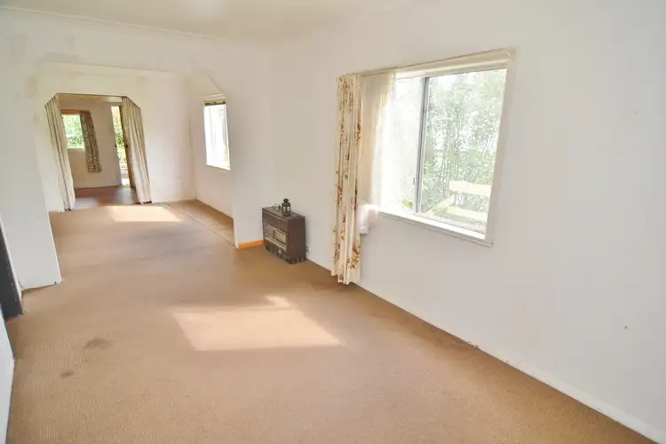 Sixth view of Homely house listing, 1 Vale Place, Lithgow NSW 2790