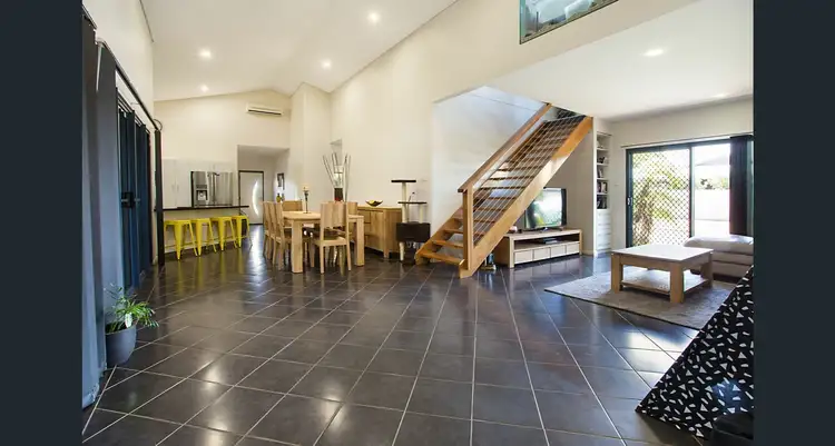 60 Brolga Meander, Nickol WA 6714