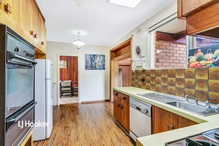 Sixth view of Homely house listing, 21 Heather Drive, Para Vista SA 5093