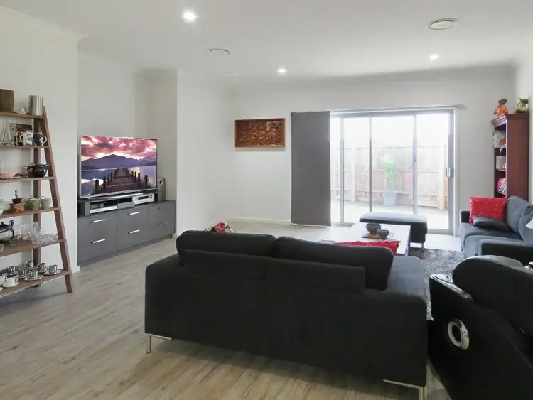 Fifth view of Homely house listing, 33 Sunset Boulevard, Eagle Point VIC 3878