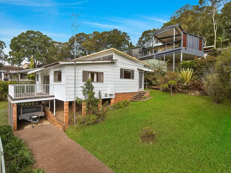 7 Jonathon Close, Bateau Bay NSW 2261
