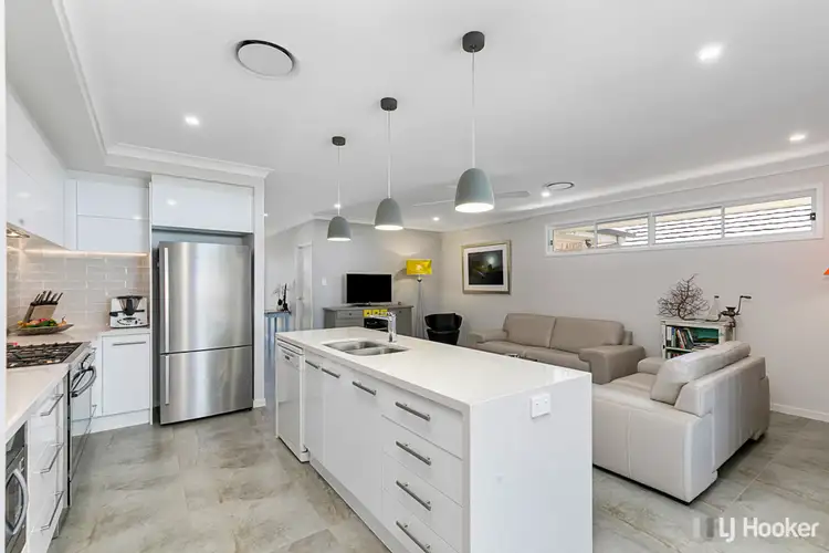 Fifth view of Homely house listing, 19 Angliss Circuit, Thornlands QLD 4164