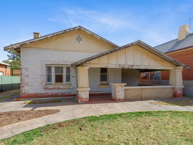15 Herbert Street, Cheltenham SA 5014