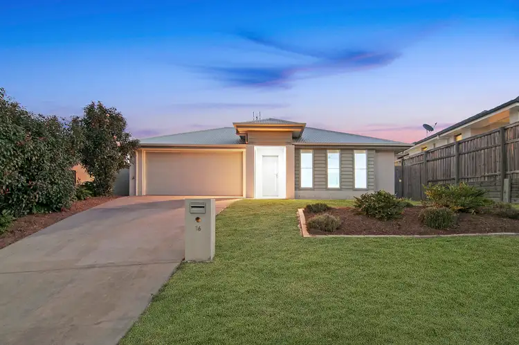 16 Yarrambat Rise, Upper Coomera QLD 4209