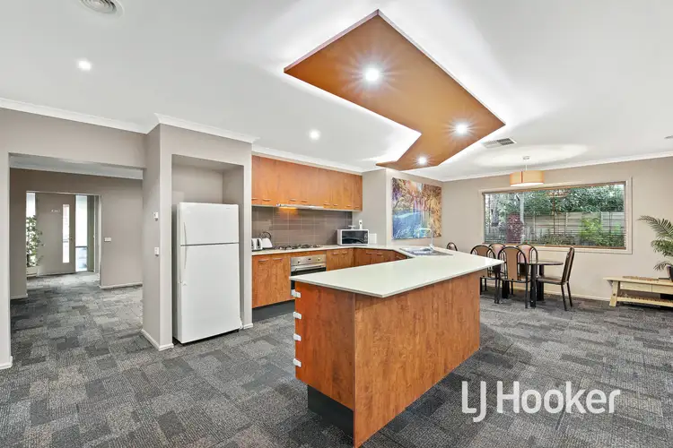 Sixth view of Homely house listing, 7 Buster Court, Narre Warren South VIC 3805