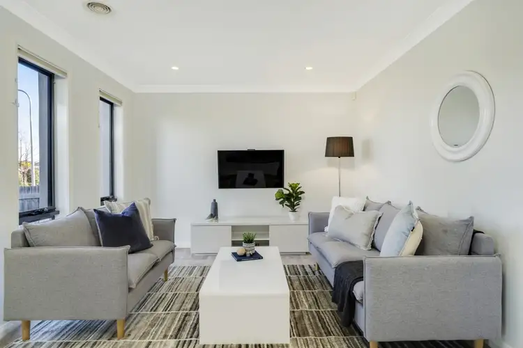 Second view of Homely townhouse listing, 9 Lansdown Crescent, Casey ACT 2913