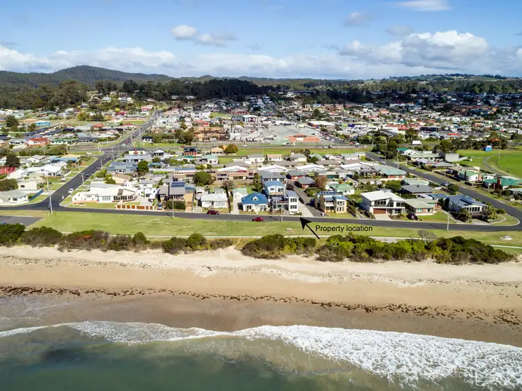 Unit 1/12 Esplanade, Somerset TAS 7322