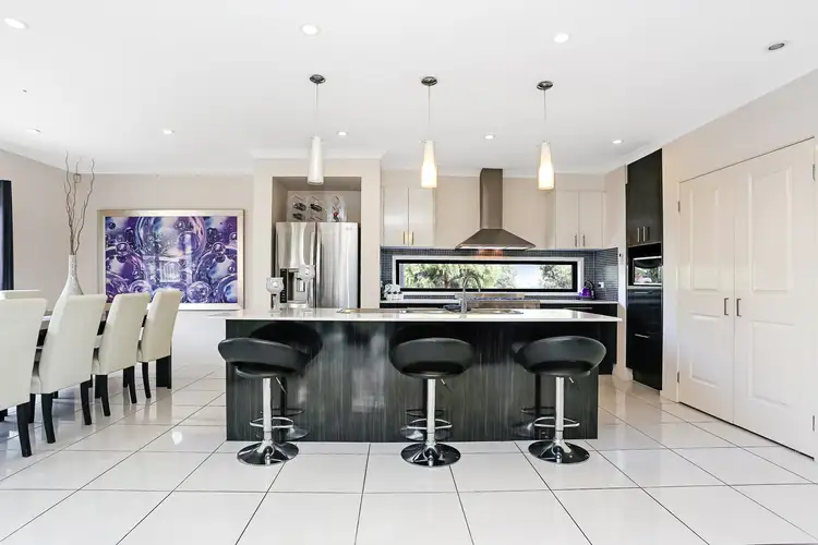 Second view of Homely house listing, 5 Clonard Crescent, Epping VIC 3076