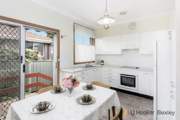 Third view of Homely villa listing, 1/6 Regent Street, Bexley NSW 2207