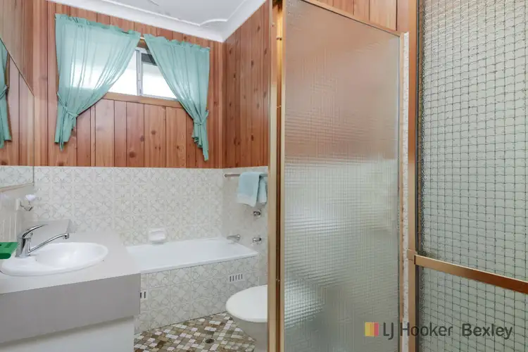 Sixth view of Homely villa listing, 1/6 Regent Street, Bexley NSW 2207