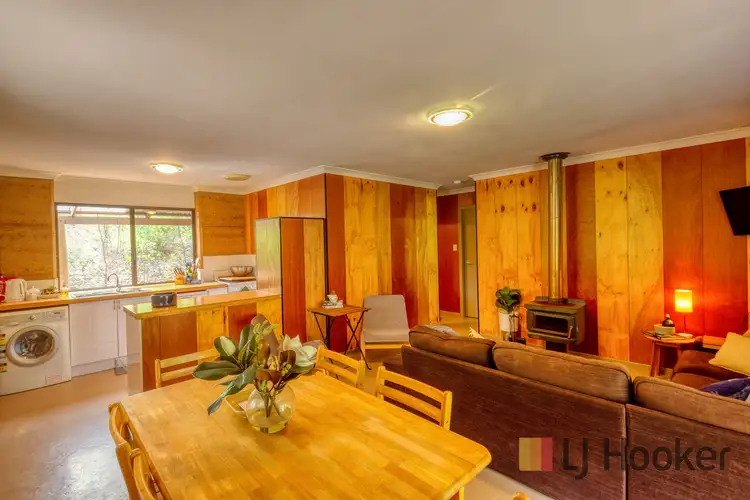 1/713 Pemberton-Northcliffe Road (Crowea), Pemberton WA 6260