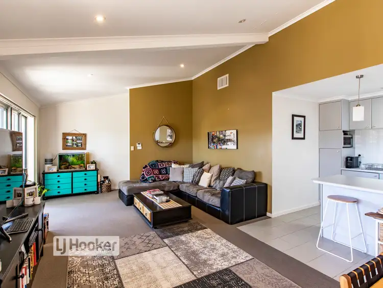 Fourth view of Homely unit listing, 15/11 Jennerae Drive, Stuart NT 870